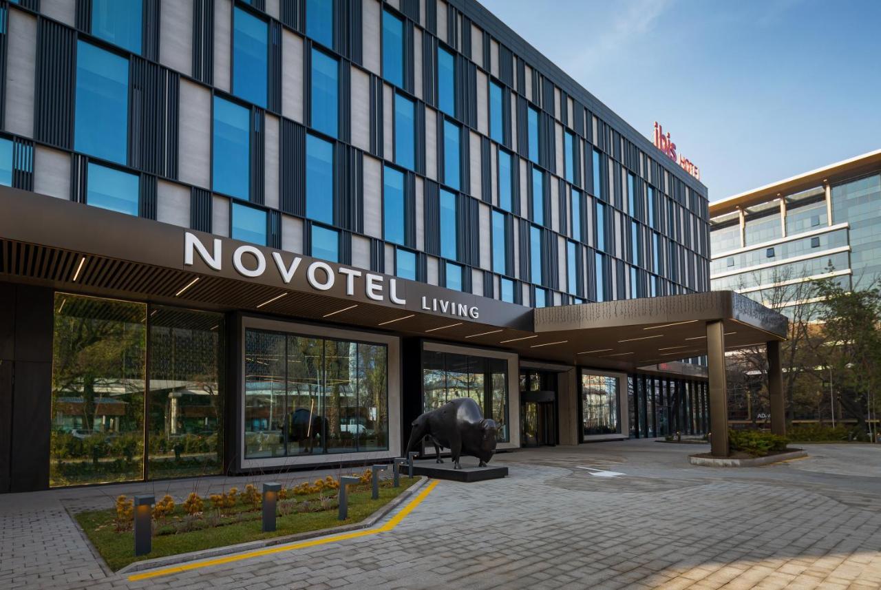 Novotel Living Almaty Jetisu Bagian luar foto