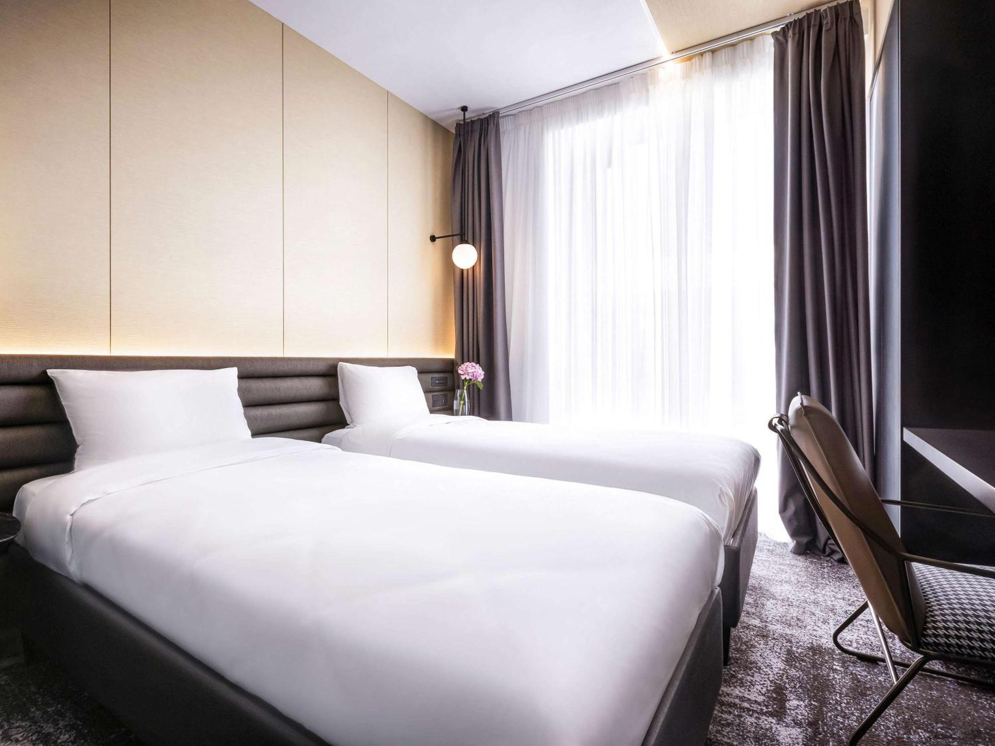 Novotel Living Almaty Jetisu Bagian luar foto